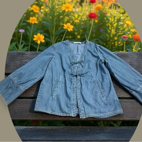 Free People Denim Dragonfly Tie Front Jacket. Size: XL - Picture 11 of 13